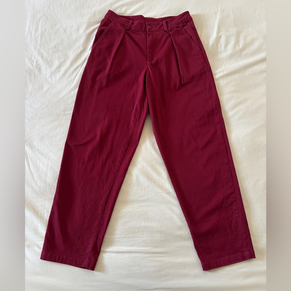 Komodo Pleated Trousers in Wine Red